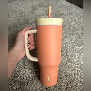 Orange and Cream OWALA Tumbler with Straw